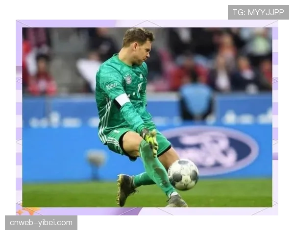 即时：莱万多夫斯基攻破旧主拜仁球门，诺伊尔无奈目送皮球入网